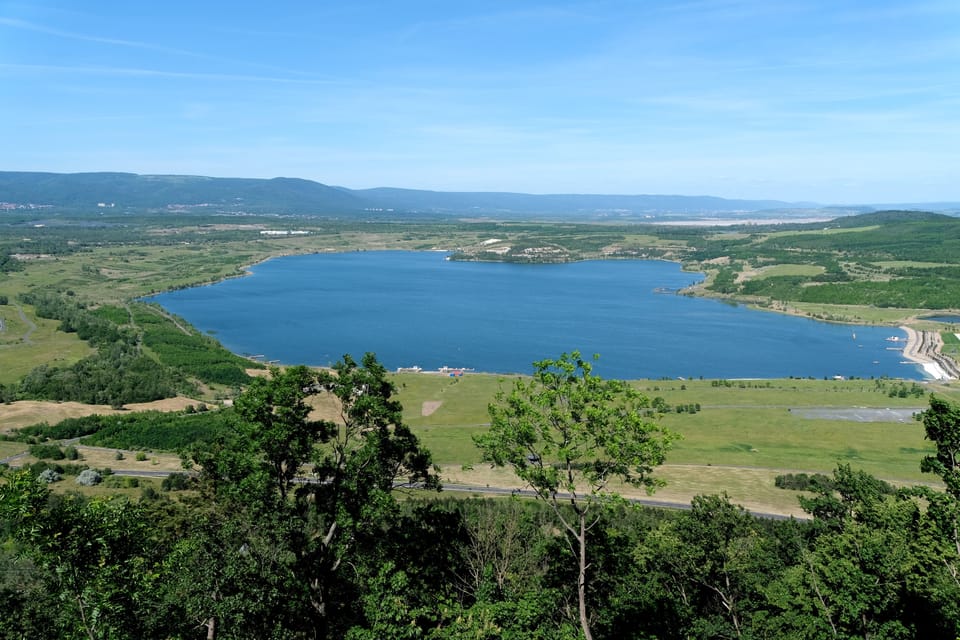 Vue sur le lac de Most depuis Hněvín | Photo: Bohumil Šimčík,  Radio Prague Int.