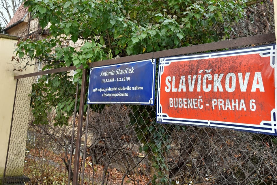 La villa a servi de lieu de rencontre pour les amis de Sucharda, et notamment le peintre Antonín Slavíček et le sculpteur Josef Mařatka. | Photo: Barbora Němcová, Radio Prague Int. La villa a servi de lieu de rencontre pour les amis de Sucharda, et notamment le peintre Antonín Slavíček et le sculpteur Josef Mařatka. | Photo: Barbora Němcová, Radio Prague Int.