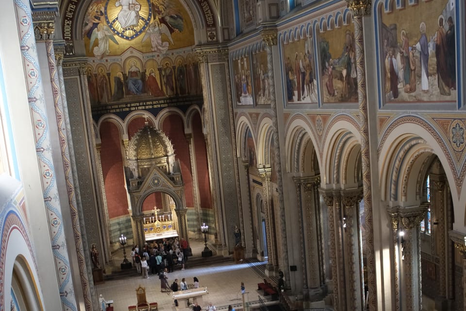 L’église Saints-Cyrille-et-Méthode de Karlín | Photo: Bohumil Šimčík, Radio Prague Int. L’église Saints-Cyrille-et-Méthode de Karlín | Photo: Bohumil Šimčík, Radio Prague Int.
