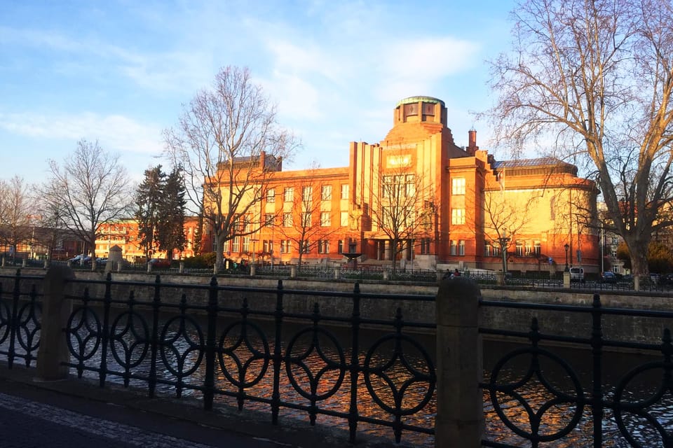 Le musée de la Bohême orientale est installé dans un bâtiment Art nouveau construit entre 1909 et 1913. | Photo: Milan Baják, ČRo Le musée de la Bohême orientale est installé dans un bâtiment Art nouveau construit entre 1909 et 1913. | Photo: Milan Baják, ČRo