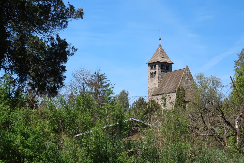 L’église Saint-Pierre à Poříčí nad Sázavou | Photo: Štěpánka Budková, Radio Prague Int. L’église Saint-Pierre à Poříčí nad Sázavou | Photo: Štěpánka Budková, Radio Prague Int.