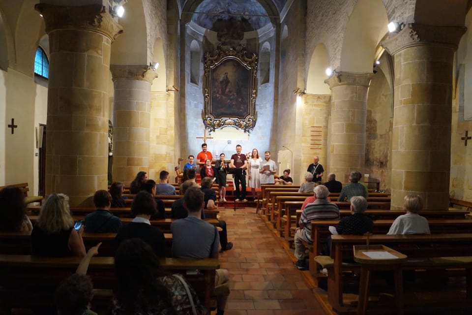 Église Saint-Wenceslas à Prague-Prosek | Photo: Miloš Turek, Radio Prague Int. Église Saint-Wenceslas à Prague-Prosek | Photo: Miloš Turek, Radio Prague Int.