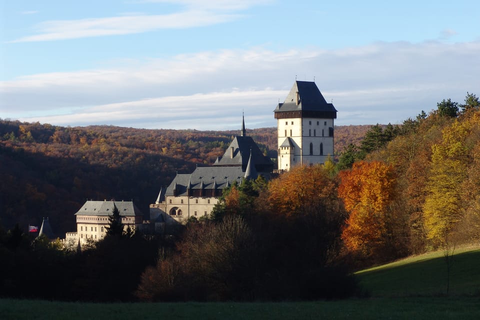 Château fort de Karlštejn | Photo: Miloš Turek, Radio Prague Int. Château fort de Karlštejn | Photo: Miloš Turek, Radio Prague Int.