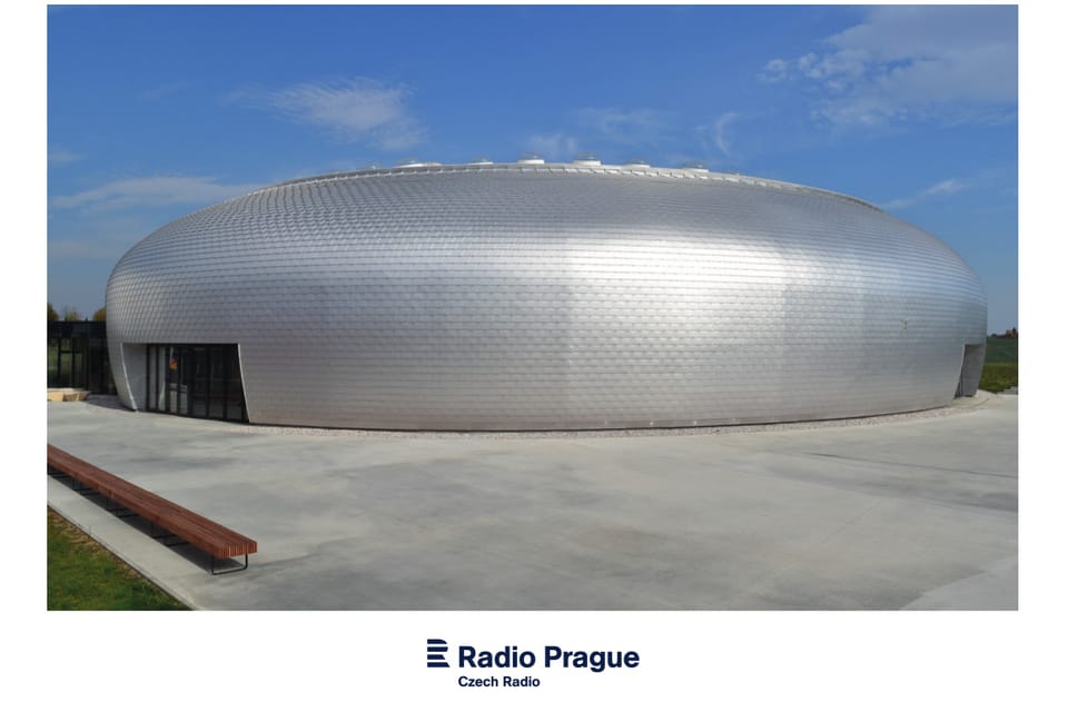 'Le stade sportif', Dolní Břežany, 2017, Architectes: SPORADICAL - Aleš Kubalík, Josef Kocián, Jakub Našinec, Veronika Sávová, photo: Ondřej Tomšů 'Le stade sportif', Dolní Břežany, 2017, Architectes: SPORADICAL - Aleš Kubalík, Josef Kocián, Jakub Našinec, Veronika Sávová, photo: Ondřej Tomšů