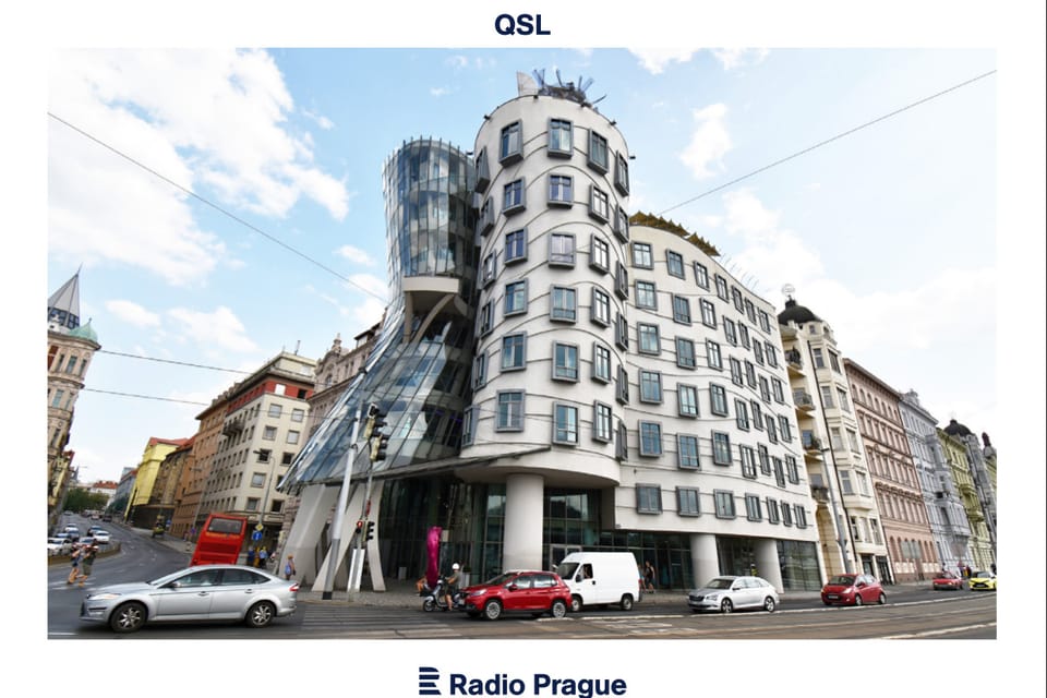 'La maison dansante', Prague, 1996, Architectes: Vlado Milunić, Frank O. Gehry, photo: Ondřej Tomšů 'La maison dansante', Prague, 1996, Architectes: Vlado Milunić, Frank O. Gehry, photo: Ondřej Tomšů